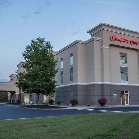 Hampton Inn Gloucester Eksteriør billede