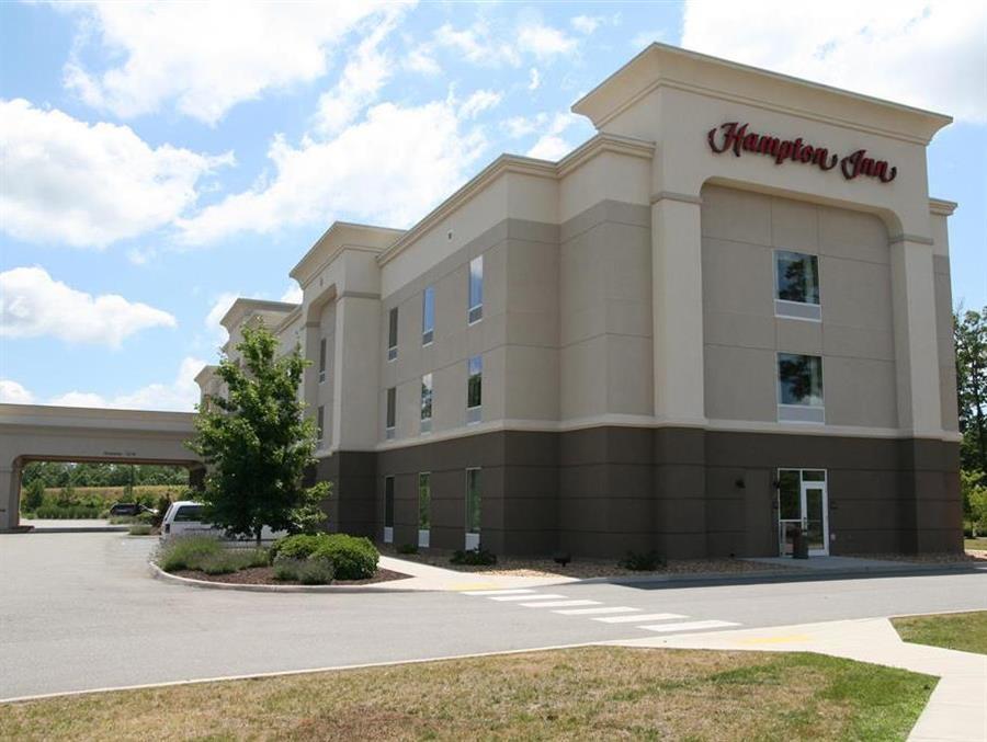 Hampton Inn Gloucester Eksteriør billede